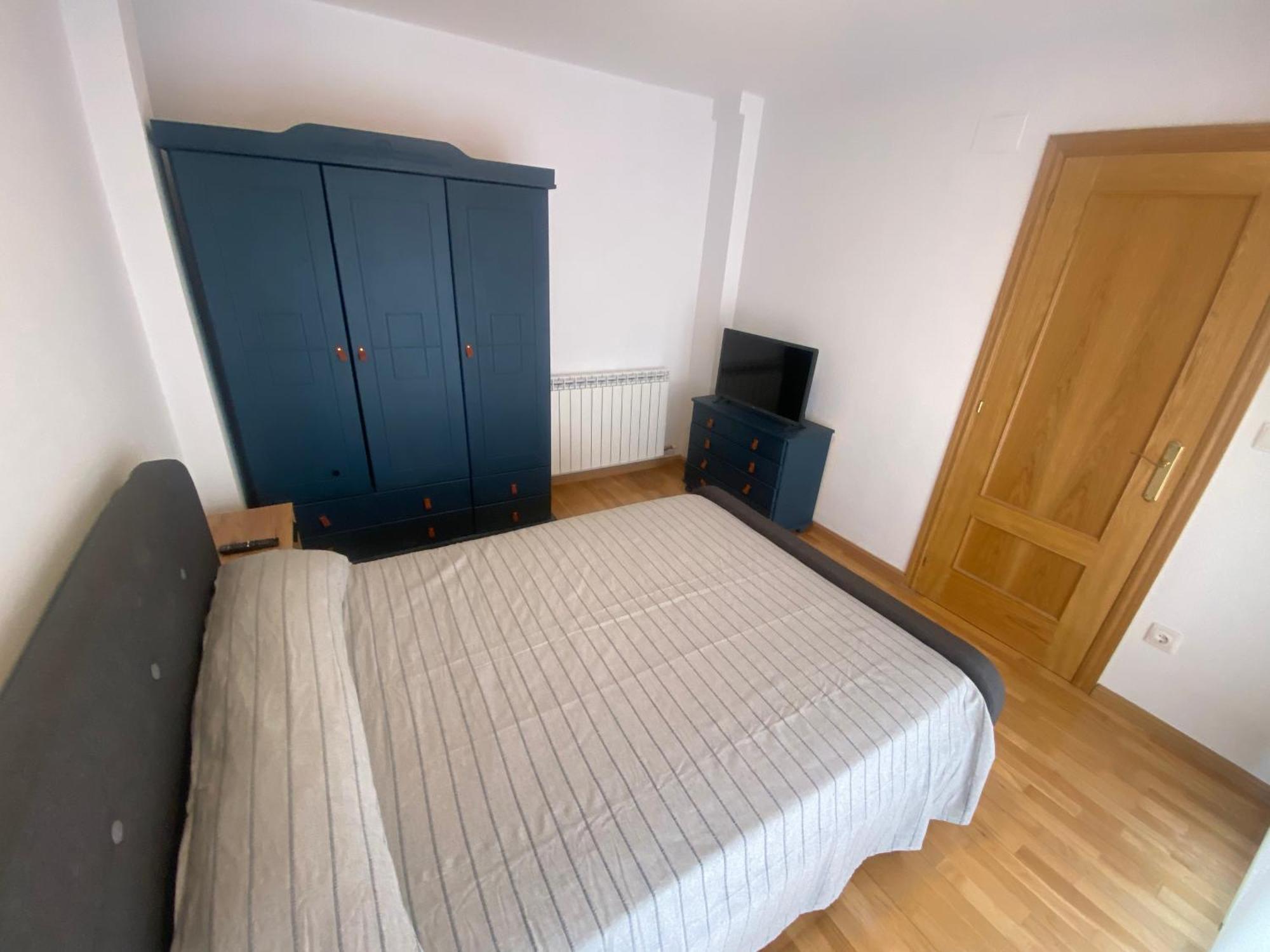 Apartamento Centrico Con Garaje Jaca Ngoại thất bức ảnh