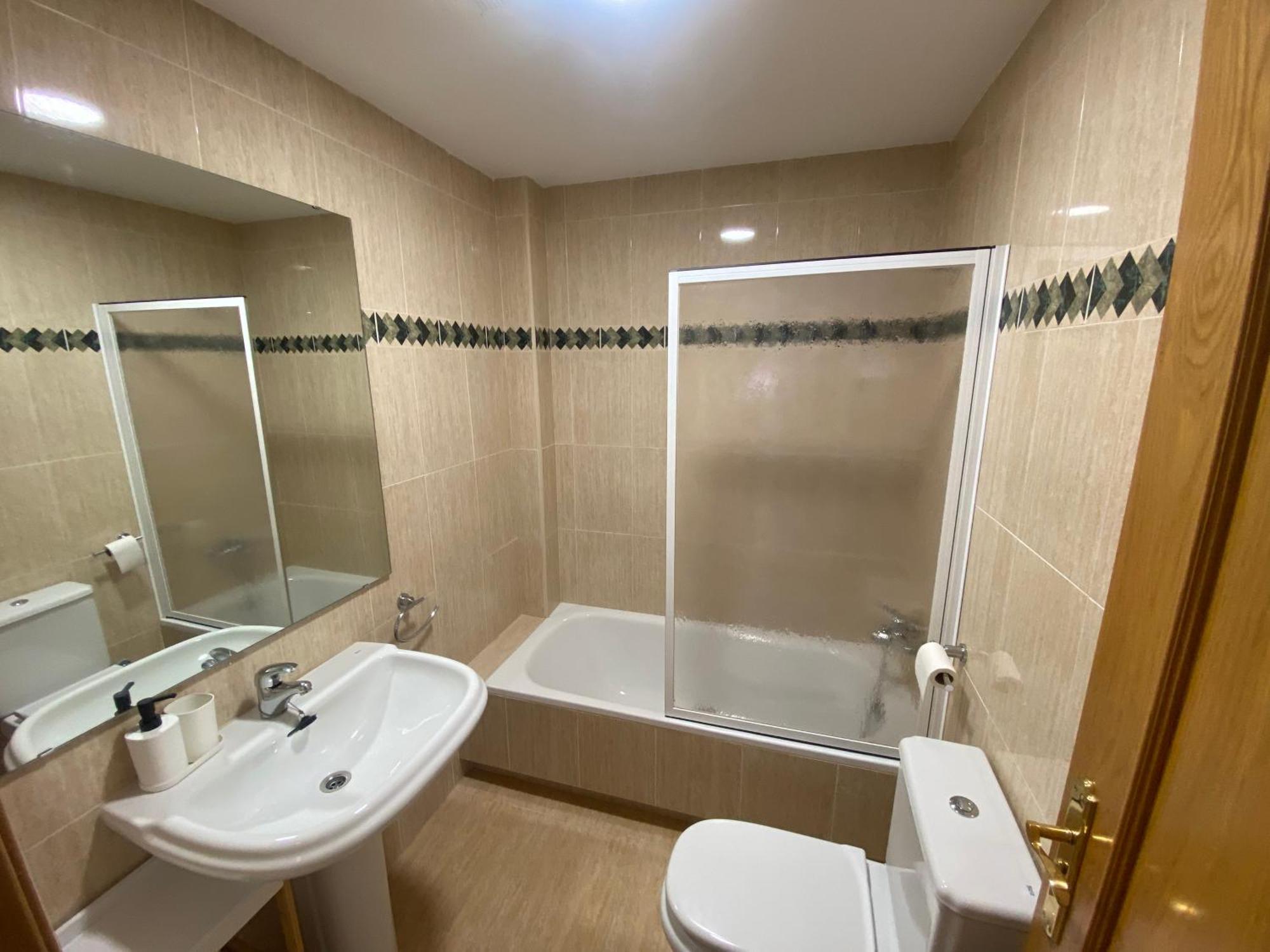 Apartamento Centrico Con Garaje Jaca Ngoại thất bức ảnh